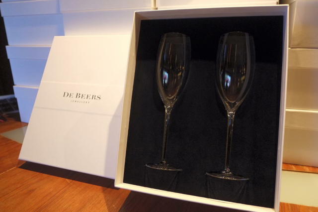 絨布PU泡棉內襯